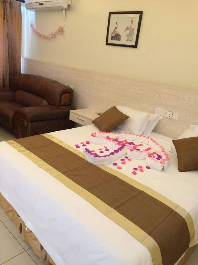 Nanjing Restaurant & Motel Kampala Kültér fotó