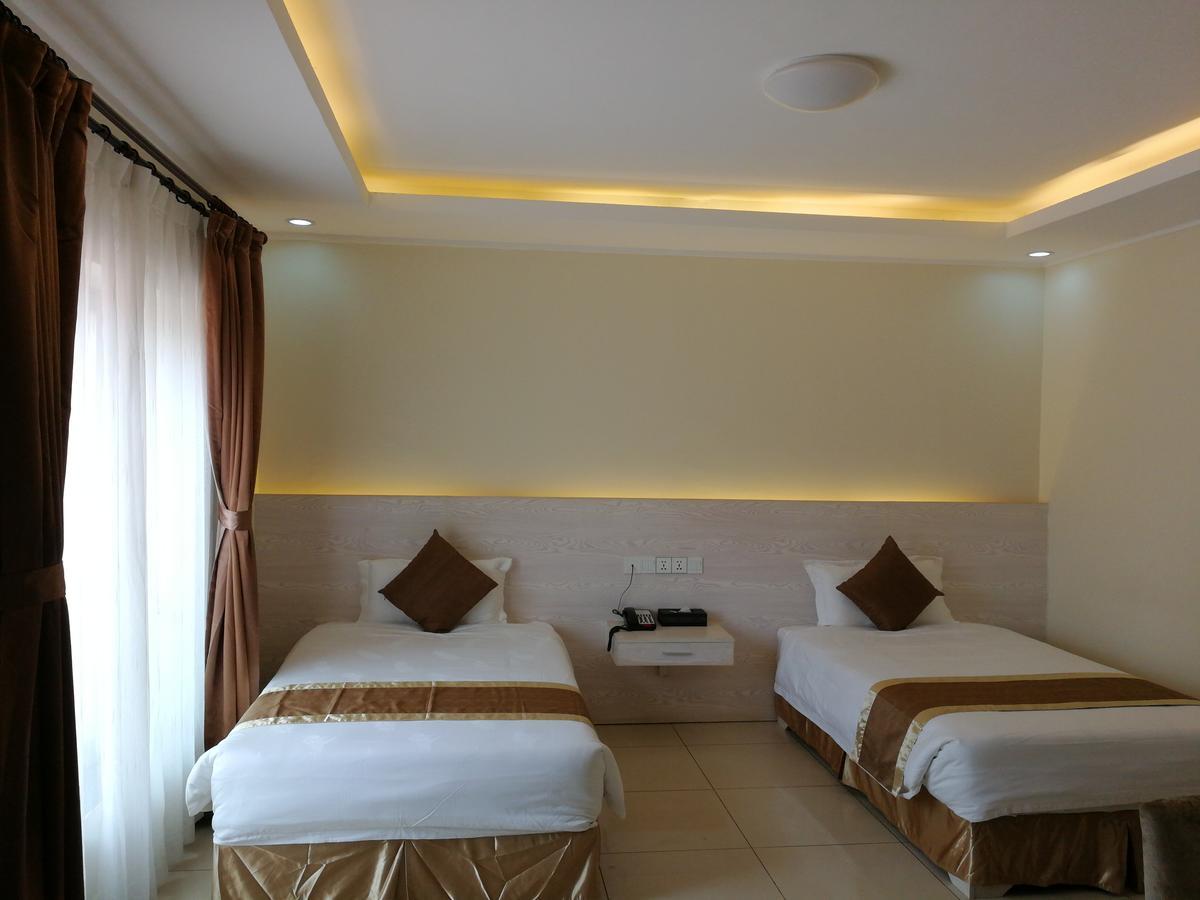 Nanjing Restaurant & Motel Kampala Kültér fotó