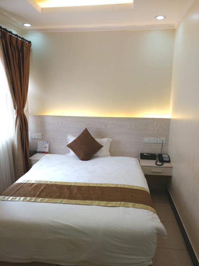 Nanjing Restaurant & Motel Kampala Kültér fotó